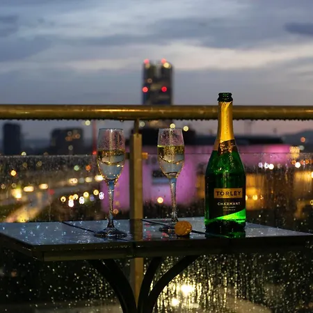 Dunapartman Apartment Budapest
